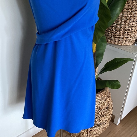 Elie Tahari Beautiful Women’s Sleeveless Cowl Neck Flare Dress - Picture 3 of 6